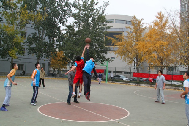 老哥俱乐部-老哥必备的交流社区