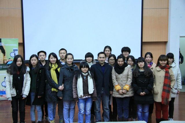 老哥俱乐部-老哥必备的交流社区