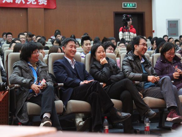 老哥俱乐部-老哥必备的交流社区