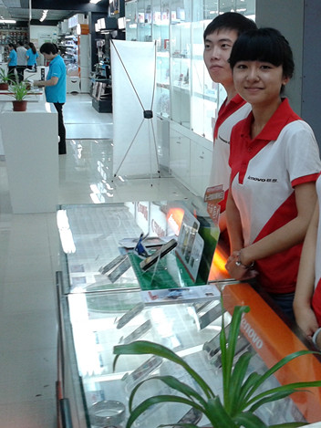 老哥俱乐部-老哥必备的交流社区