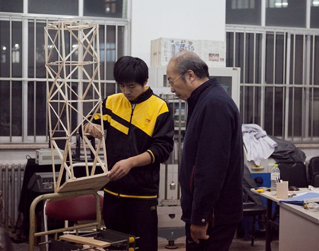 老哥俱乐部-老哥必备的交流社区