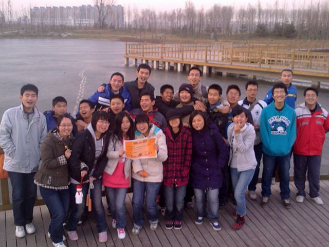 老哥俱乐部-老哥必备的交流社区