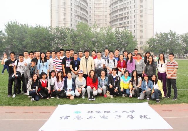 老哥俱乐部-老哥必备的交流社区