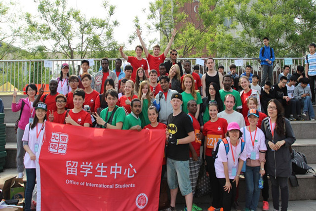 老哥俱乐部-老哥必备的交流社区