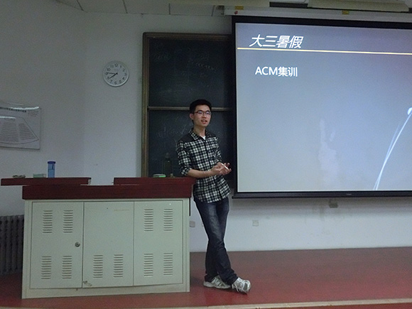 老哥俱乐部-老哥必备的交流社区