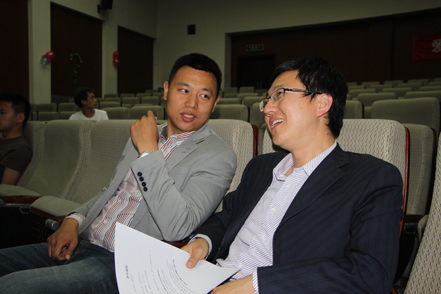 老哥俱乐部-老哥必备的交流社区