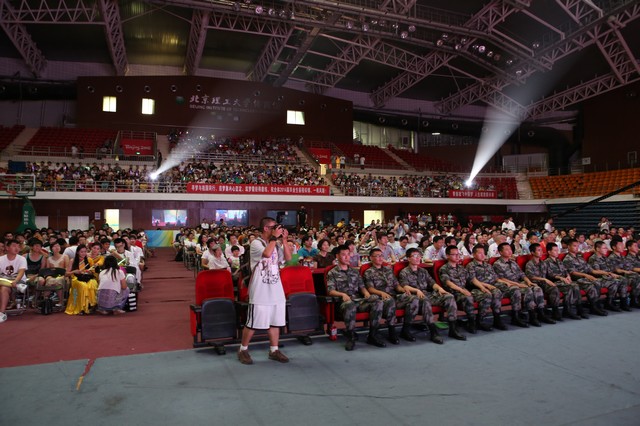 老哥俱乐部-老哥必备的交流社区