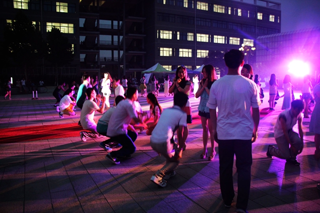 老哥俱乐部-老哥必备的交流社区