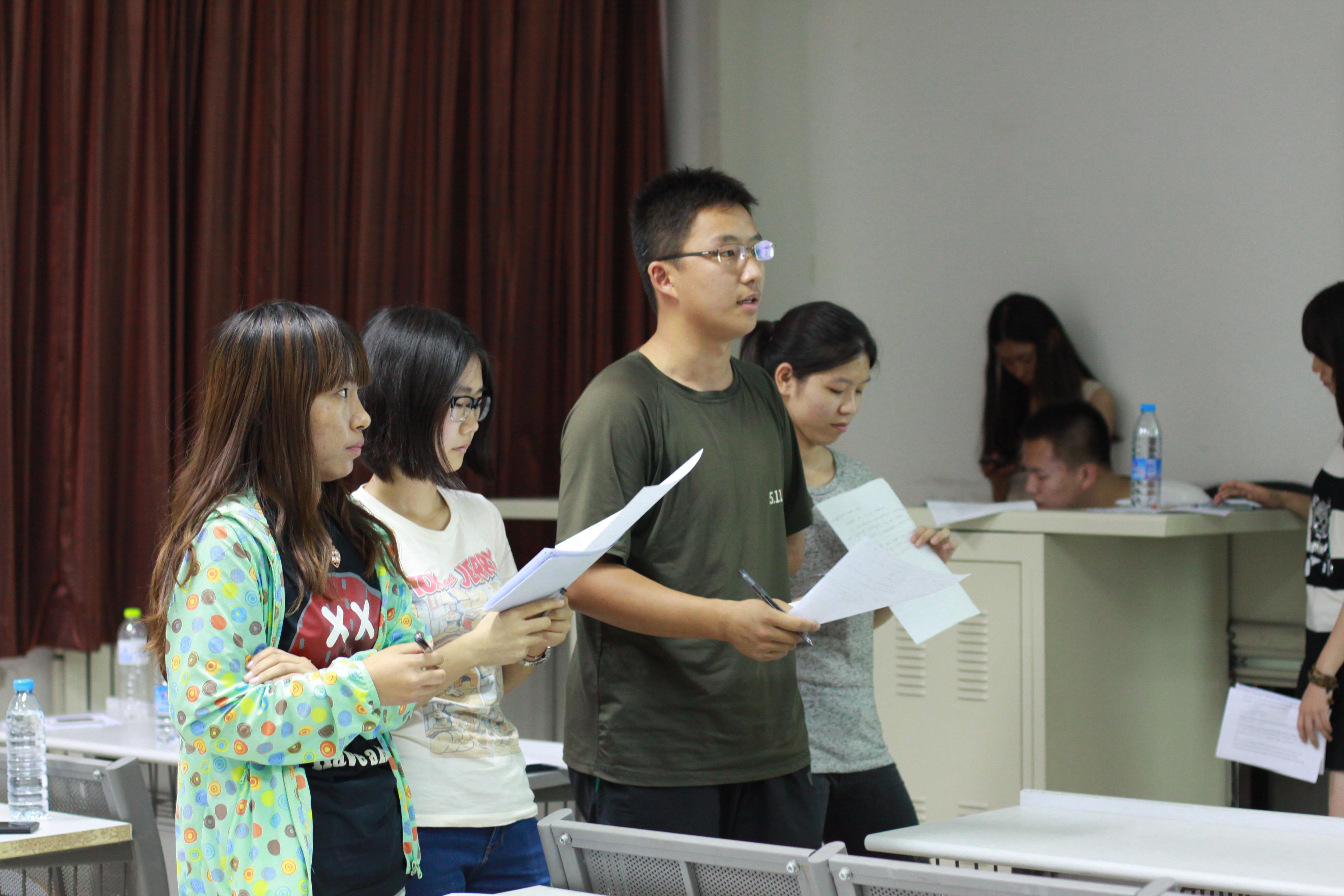 老哥俱乐部-老哥必备的交流社区