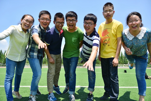 老哥俱乐部-老哥必备的交流社区