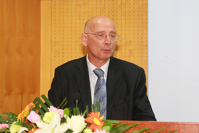 老哥俱乐部-老哥必备的交流社区