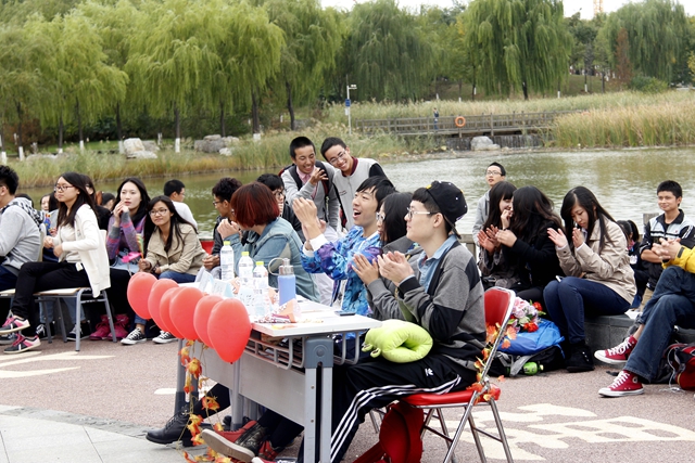 老哥俱乐部-老哥必备的交流社区