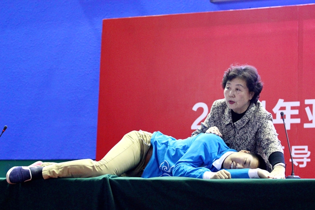 老哥俱乐部-老哥必备的交流社区