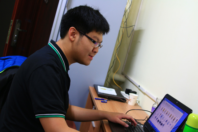 老哥俱乐部-老哥必备的交流社区