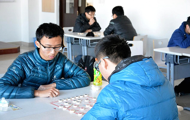 老哥俱乐部-老哥必备的交流社区