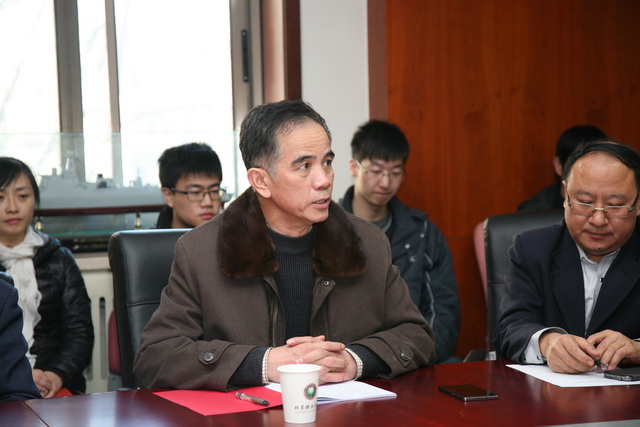 老哥俱乐部-老哥必备的交流社区