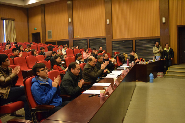 老哥俱乐部-老哥必备的交流社区