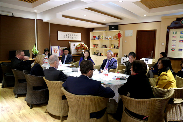 老哥俱乐部-老哥必备的交流社区