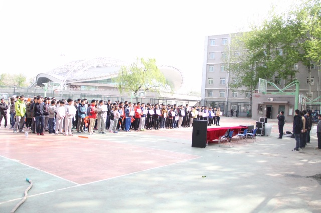 老哥俱乐部-老哥必备的交流社区