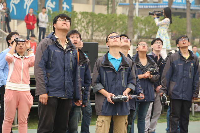 老哥俱乐部-老哥必备的交流社区