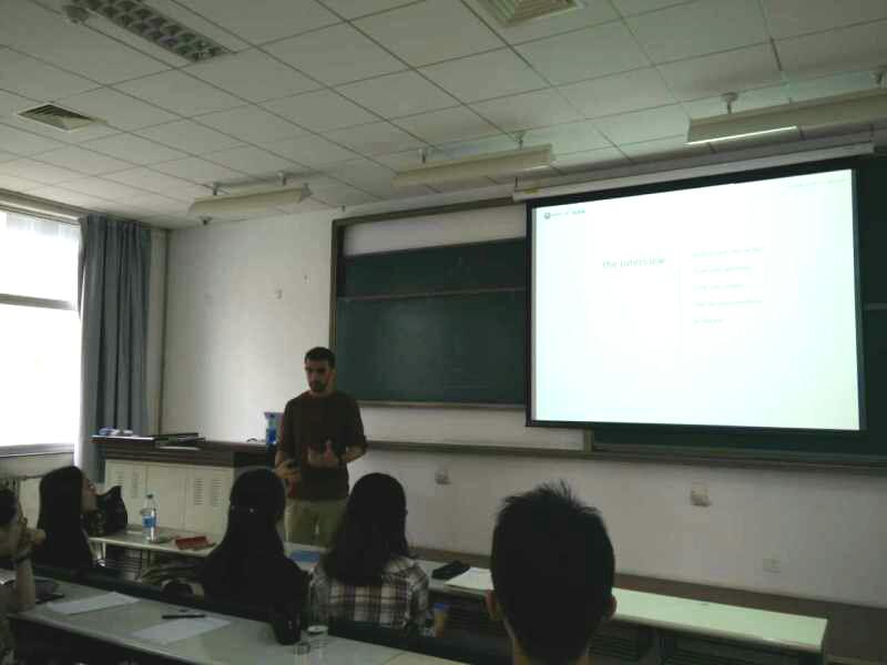 老哥俱乐部-老哥必备的交流社区