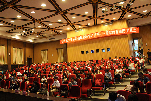 老哥俱乐部-老哥必备的交流社区