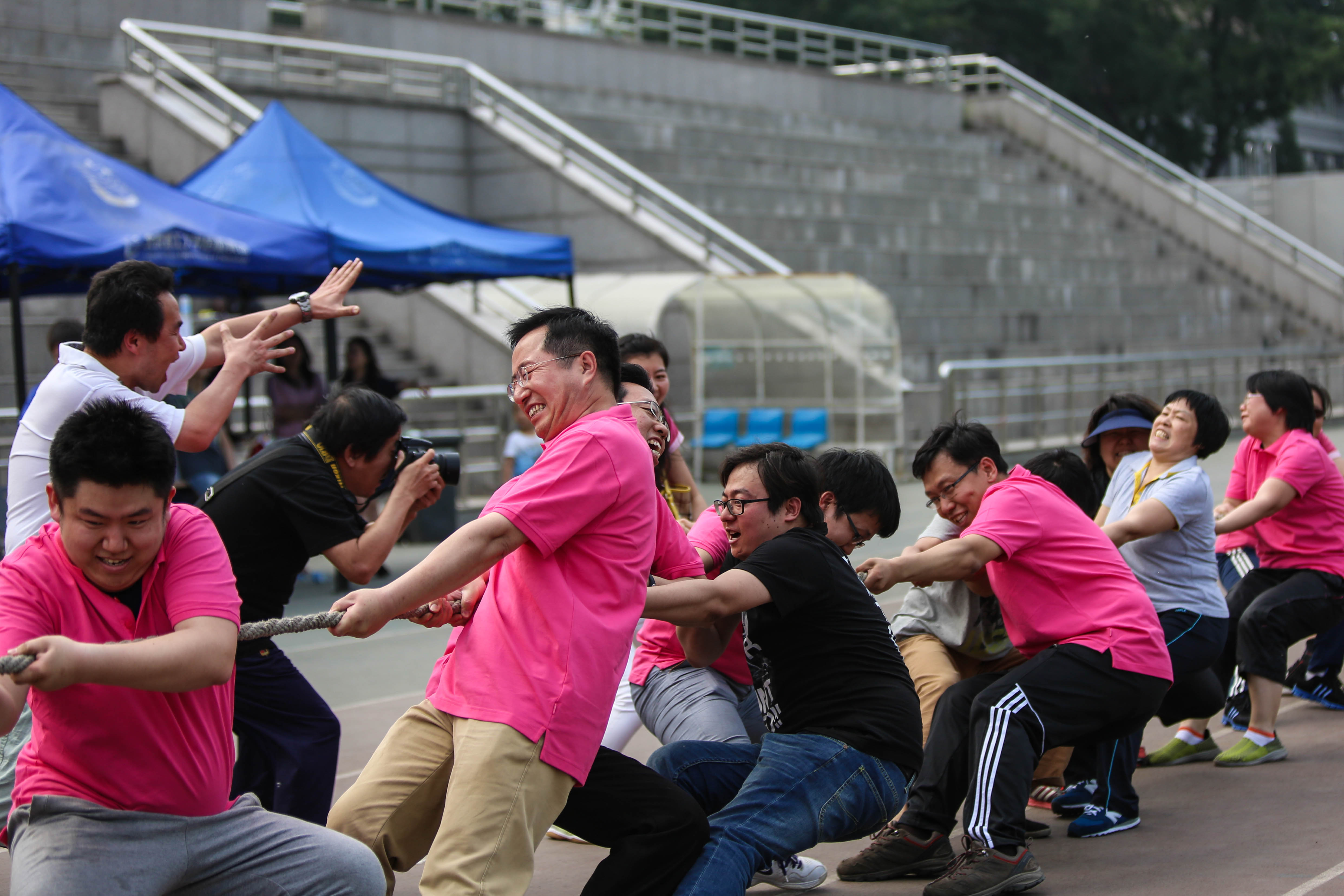 老哥俱乐部-老哥必备的交流社区
