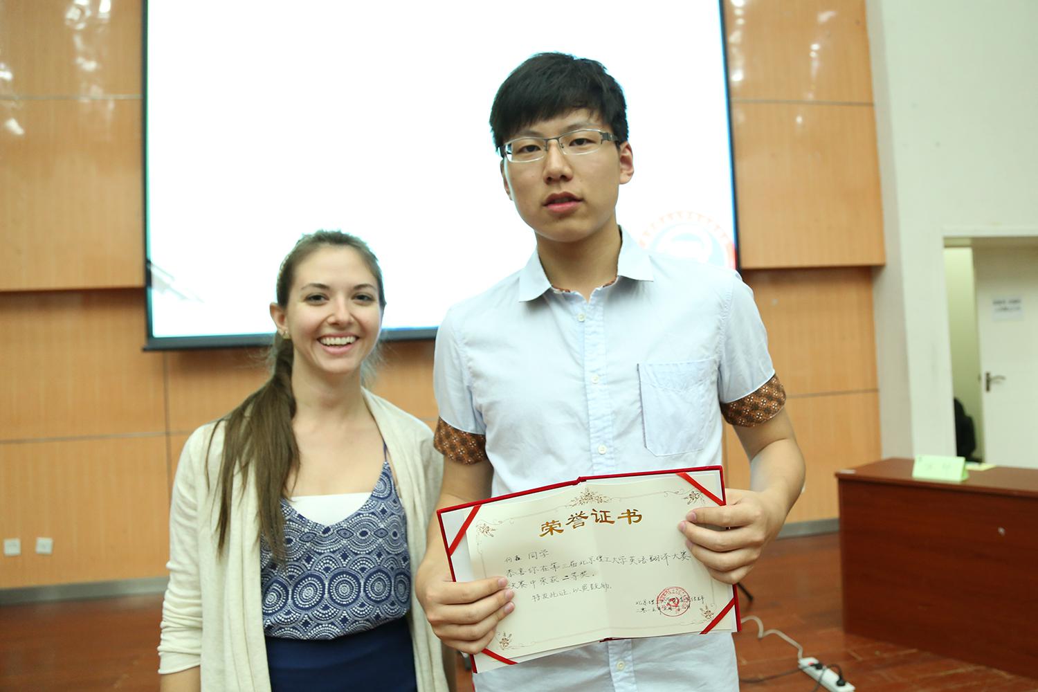 老哥俱乐部-老哥必备的交流社区