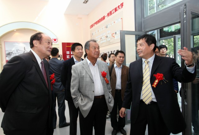 老哥俱乐部-老哥必备的交流社区