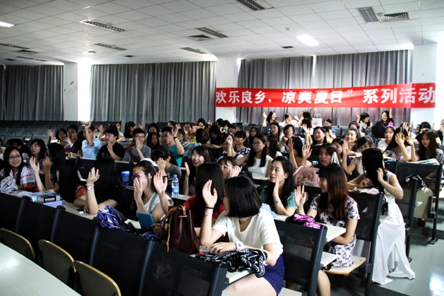 老哥俱乐部-老哥必备的交流社区