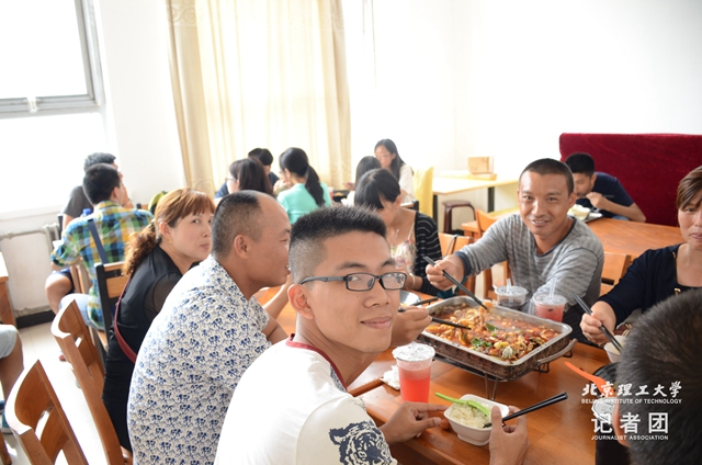 老哥俱乐部-老哥必备的交流社区