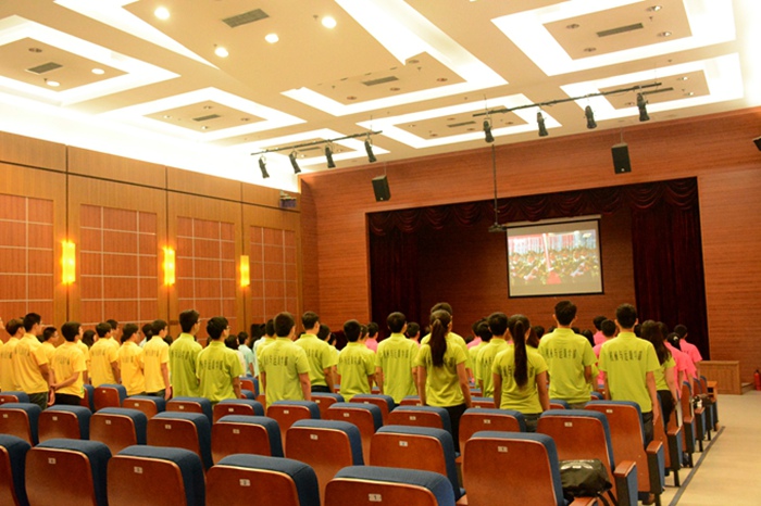 老哥俱乐部-老哥必备的交流社区