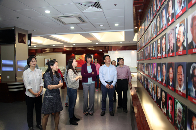 老哥俱乐部-老哥必备的交流社区