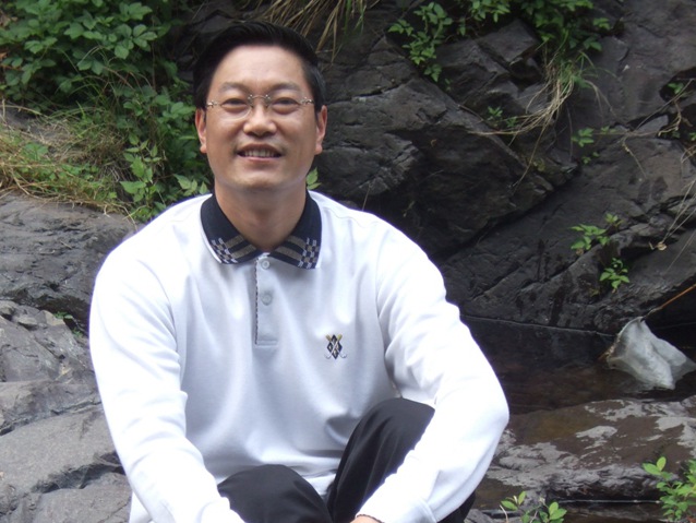 老哥俱乐部-老哥必备的交流社区