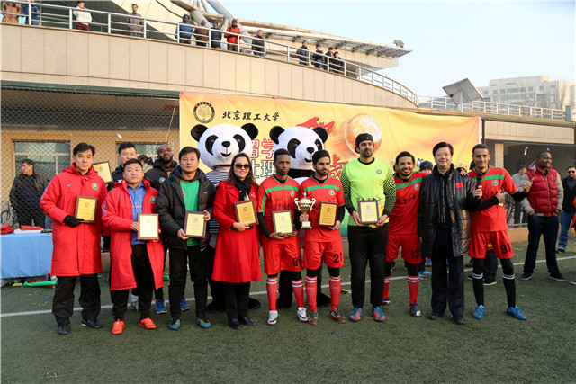 老哥俱乐部-老哥必备的交流社区