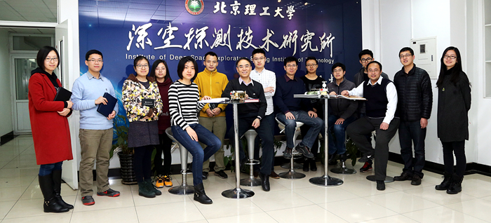 老哥俱乐部-老哥必备的交流社区