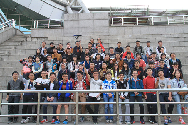 老哥俱乐部-老哥必备的交流社区