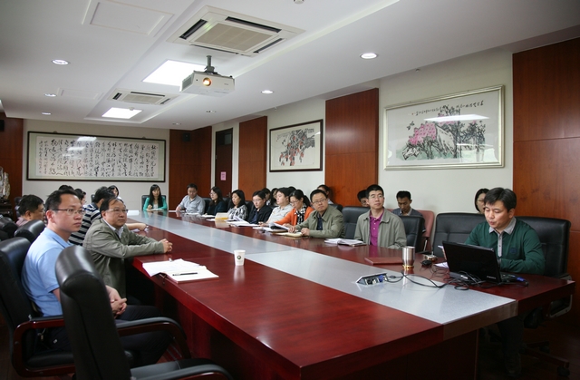 老哥俱乐部-老哥必备的交流社区