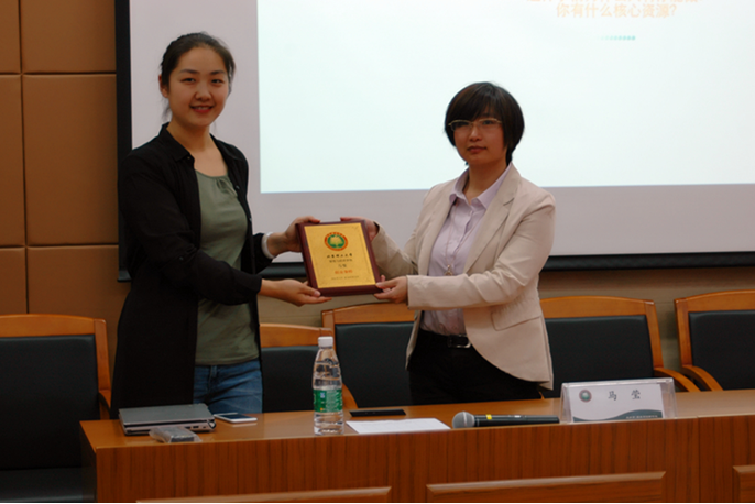 老哥俱乐部-老哥必备的交流社区