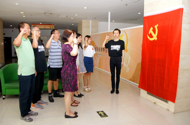 老哥俱乐部-老哥必备的交流社区