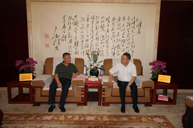 老哥俱乐部-老哥必备的交流社区