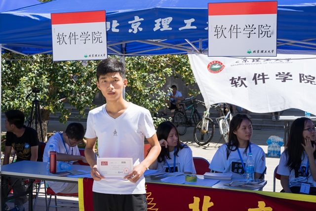 老哥俱乐部-老哥必备的交流社区