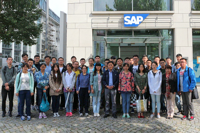 老哥俱乐部-老哥必备的交流社区