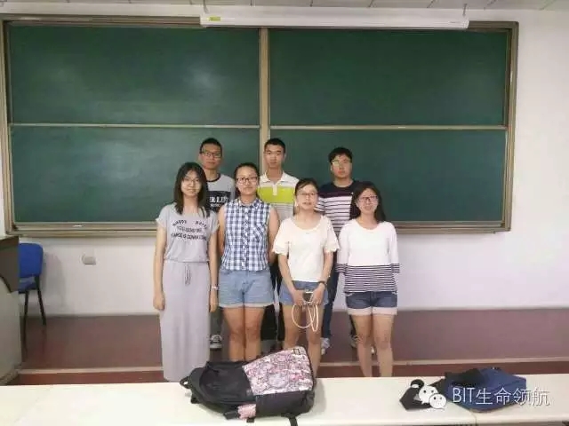 老哥俱乐部-老哥必备的交流社区