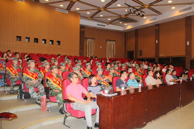 老哥俱乐部-老哥必备的交流社区