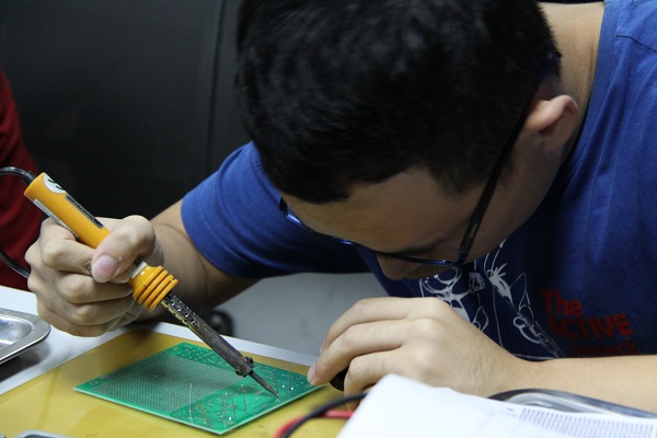 老哥俱乐部-老哥必备的交流社区