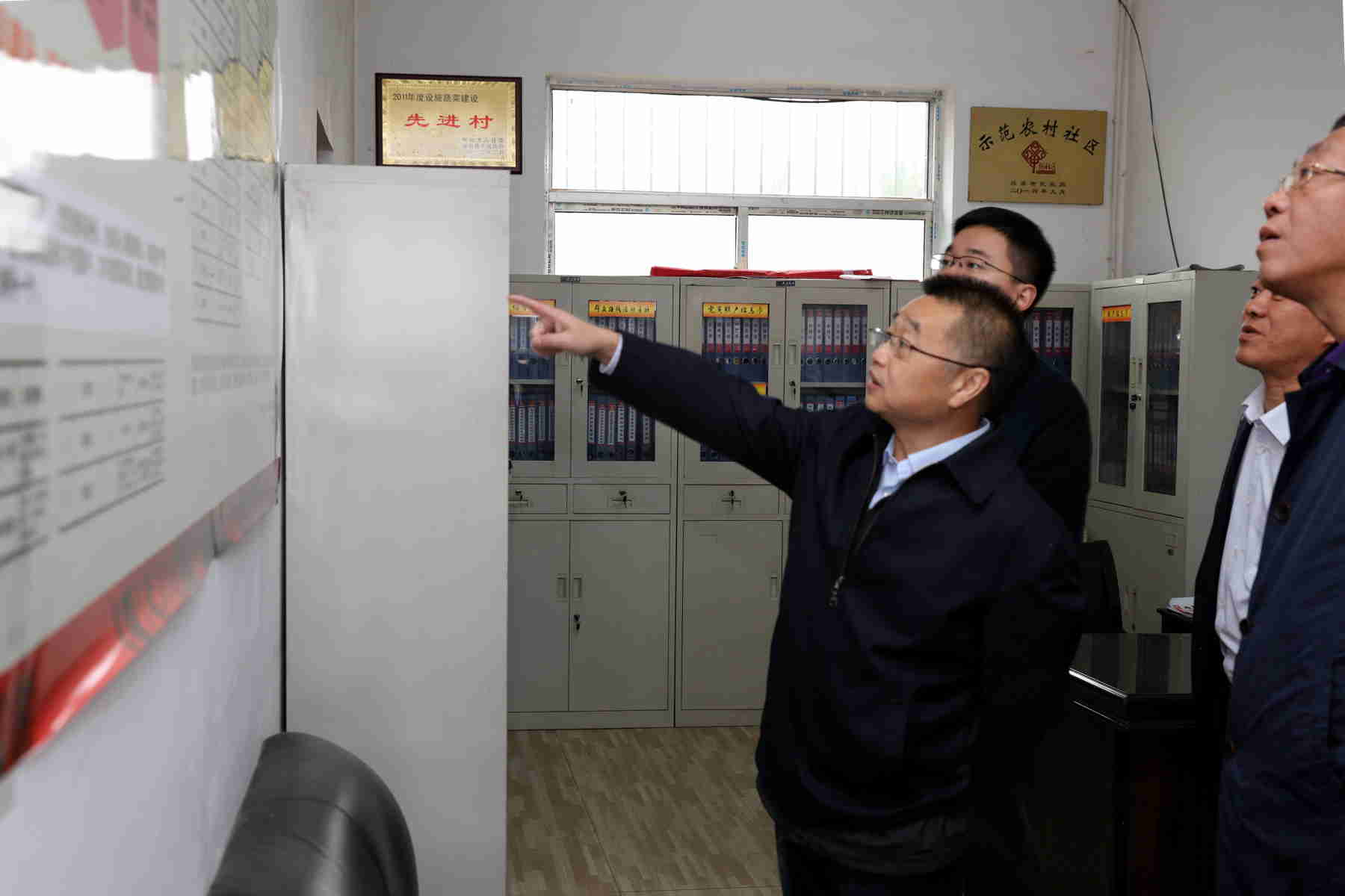 老哥俱乐部-老哥必备的交流社区