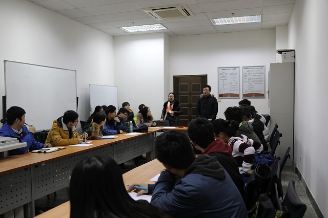 老哥俱乐部-老哥必备的交流社区