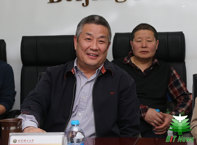 老哥俱乐部-老哥必备的交流社区