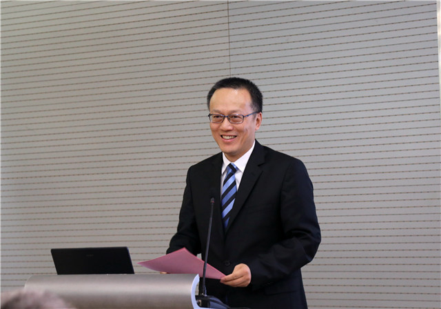 老哥俱乐部-老哥必备的交流社区